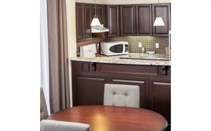 Holiday Inn Express & Suites in Tremblant , Canada image 5